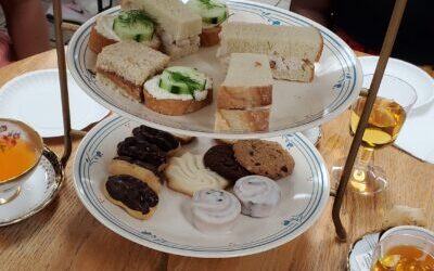 September 2022 High Tea & Etiquette